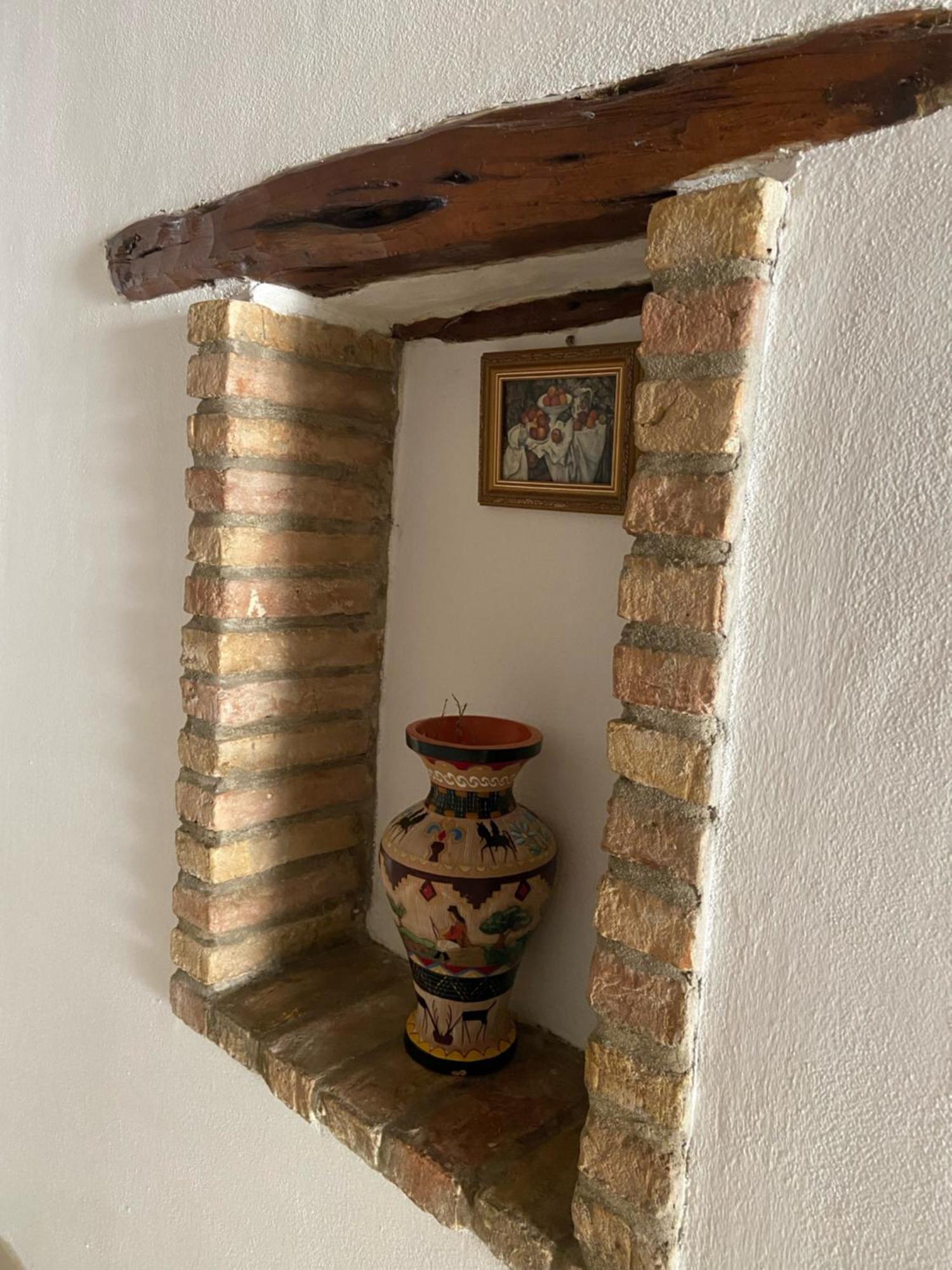 Entu E Mari - Maistu Cagliari Kamer foto