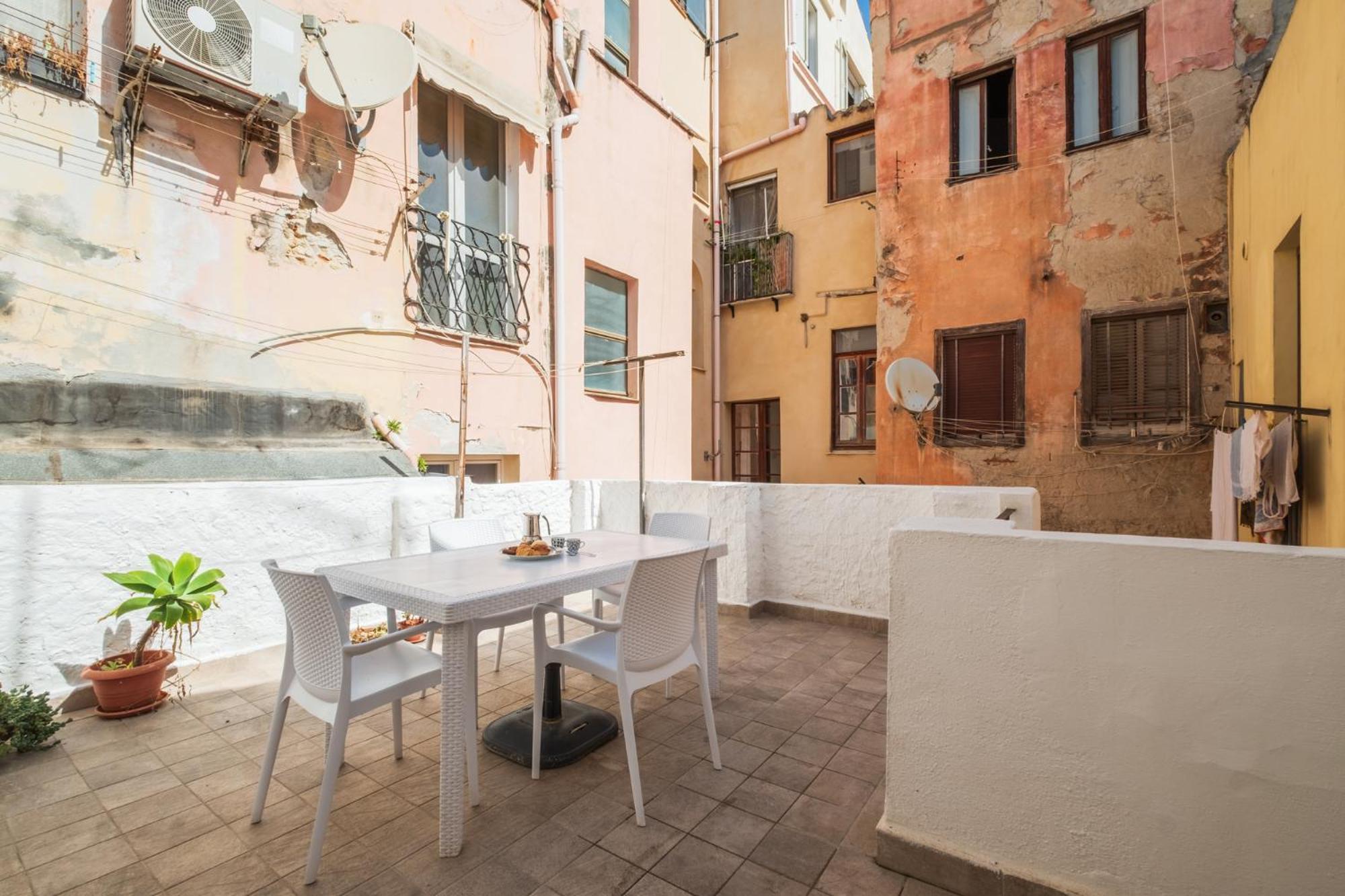 Entu E Mari - Maistu Cagliari Buitenkant foto